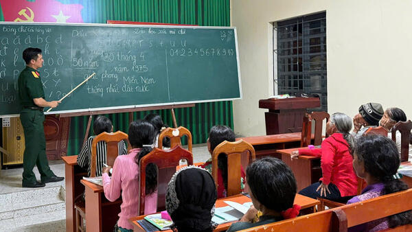 Những lớp học thắp sáng tri thức ở vùng đất khó Đam Rông 4