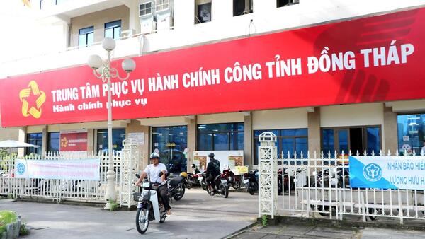 Đồng Tháp yêu cầu bảo đảm dịch vụ công thông suốt, không bị gián đoạn