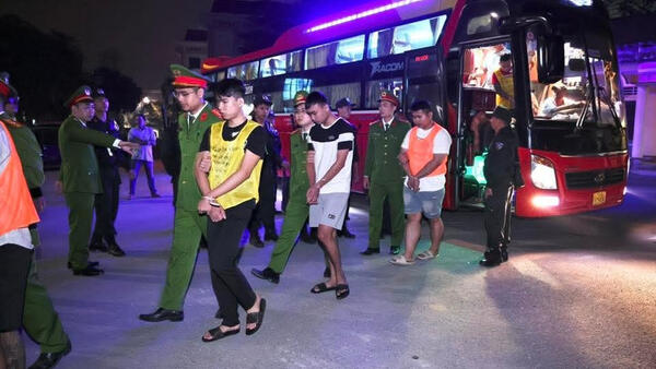 Công an Tuyên Quang bắt 205 người trong đường dây lừa đảo tại Campuchia