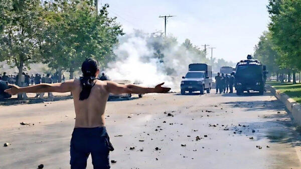 Ông Trump phát động một cuộc chiến mới