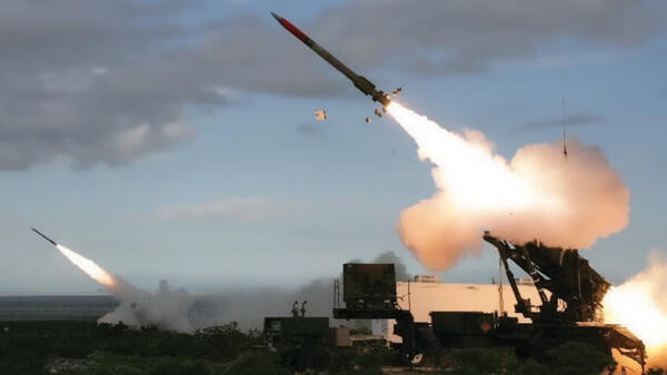 Phòng không Ukraine chỉ hạ được 36% tên lửa Nga