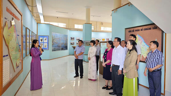 Ngành Giáo dục Cần Thơ sinh hoạt chuyên đề gắn với Địa chỉ đỏ