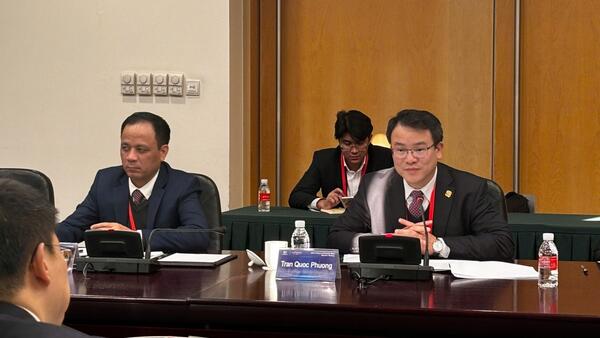 Việt Nam – Trung Quốc chia sẻ định hướng hợp tác tài chính trong khuôn khổ APEC