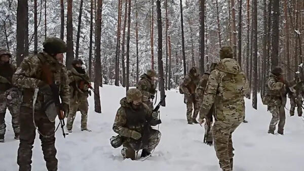 Hoảng loạn vì đòn đánh tập hậu