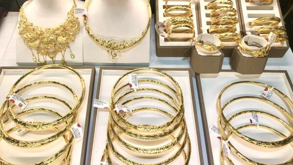 Chuyên gia UOB nâng dự báo giá vàng lên 5.400 USD/ounce năm 2026