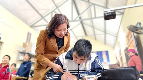 Từ năm 2026 lương giáo viên được ưu tiên xếp cao nhất