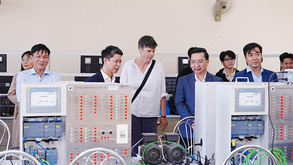 Tự chủ đại học: Đổi mới, nâng chất lượng đào tạo