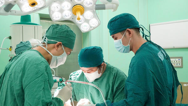 Phối hợp liên viện phẫu thuật thành công bệnh nhân 25 tuổi gãy xương gò má phức tạp