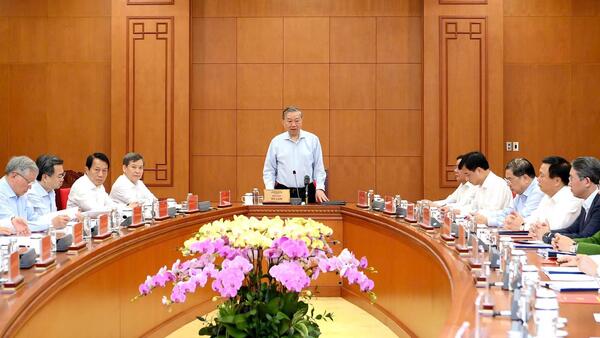 Hội nghị Trung ương 2 sẽ có “tuyên ngôn” về chống tham nhũng, lãng phí với cách làm mới