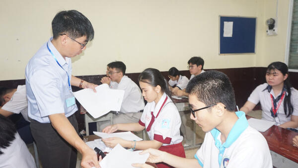 Hơn 9.000 học sinh lớp 12 TPHCM tham dự kỳ thi học sinh giỏi cấp thành phố