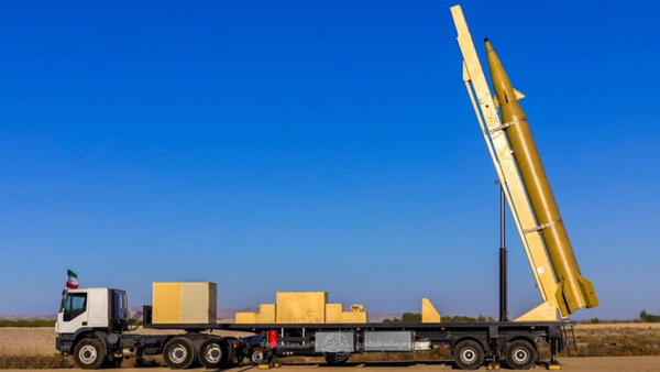 Iran dọa tấn công châu Âu nếu giúp đỡ Mỹ và Israel