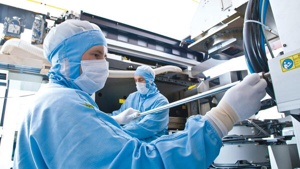 Nhu cầu đào tạo ngành bán dẫn tăng gấp đôi