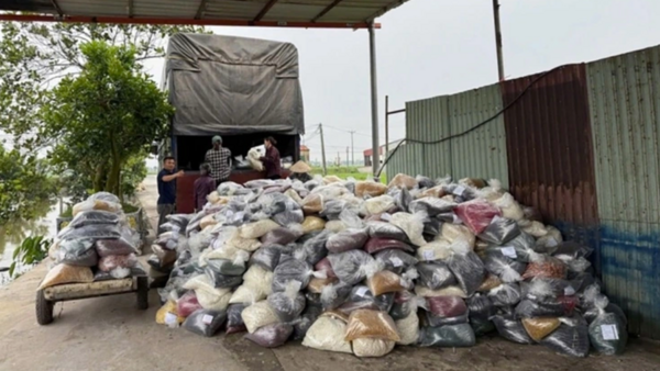 Vụ 100 tấn thực phẩm chức năng giả: Thủ đoạn tinh vi và sự tha hóa của quyền lực