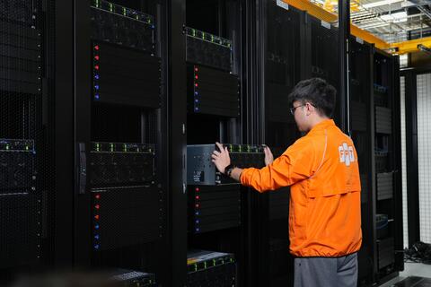 Lần đầu tiên Việt Nam lọt top 15 quốc gia hàng đầu thế giới về AI