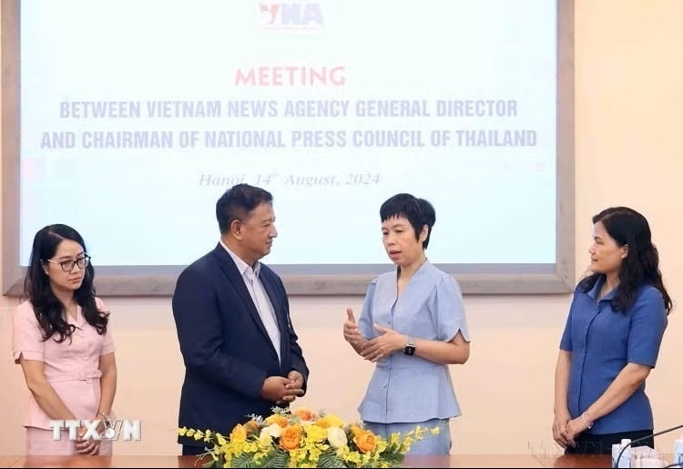 Đưa quan hệ Việt Nam-Thái Lan phát triển mạnh mẽ hơn nữa, hướng tới những tầm cao mới