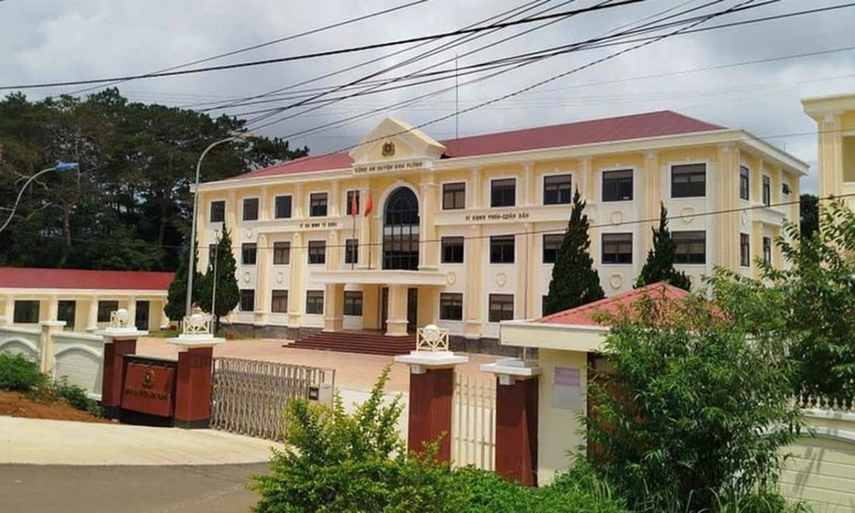 Đẩy nhanh xử lý quỹ nhà, đất dôi dư tránh lãng phí