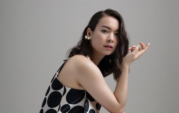 Sự chuyển mình của nghệ sĩ trẻ xuất sắc nước Mỹ Mitski - Ảnh 1.