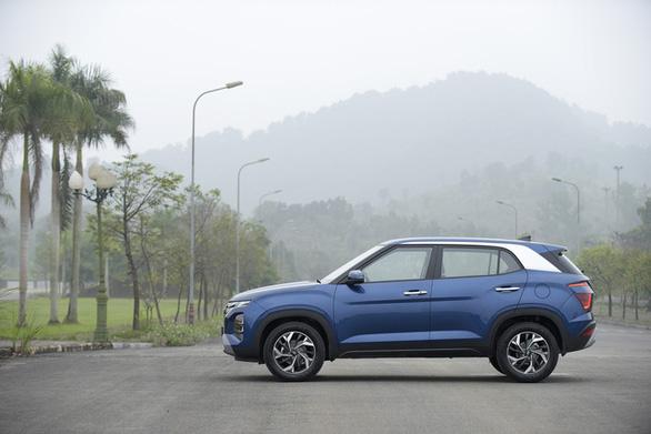 Chênh hơn 100 triệu đồng, nên mua bản nào của Hyundai Creta 2022? - Ảnh 4.