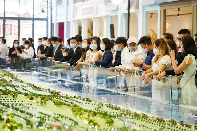 Chuyên gia mách nước đầu tư BĐS trong bối cảnh lạm phát cao để “không chết trên đống tài sản” - Ảnh 1.