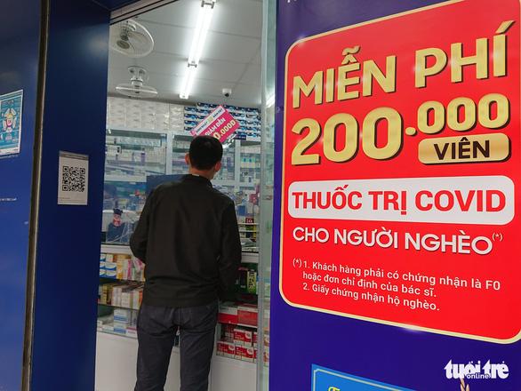 Hà Nội: Thuốc điều trị COVID-19, kit xét nghiệm ‘hạ nhiệt’ - Ảnh 2.