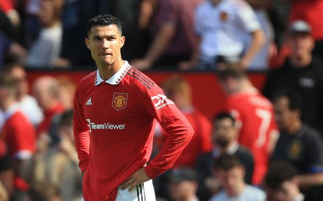 Ronaldo trả giá cho sự tham lam