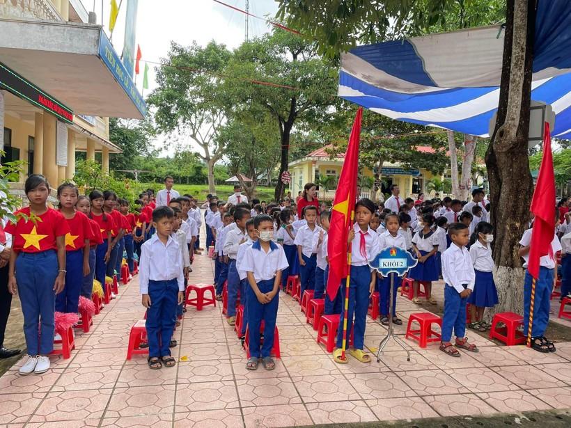 Học sinh miền núi Quảng Trị vui tươi trong ngày khai giảng ảnh 3
