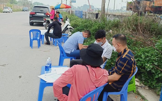 Không chỉ môi giới, nhiều nhà đầu tư BĐS “nghỉ nghề” đi kinh doanh nhà hàng, cafe, quán ốc…