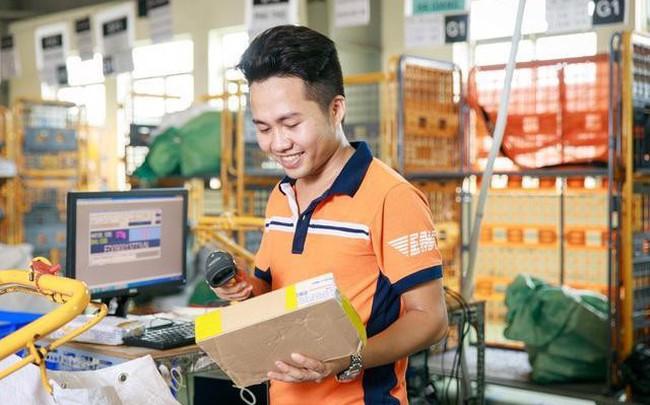 Cạnh tranh trong lĩnh vực chuyển phát ngày càng gay gắt, VNPost Express bất ngờ báo lãi kỷ lục