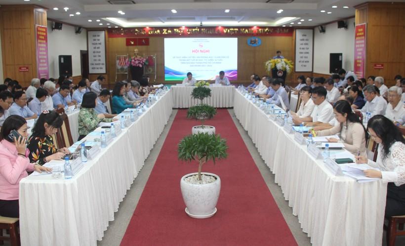 Nhiều quận, huyện TPHCM chưa đáp ứng chỉ tiêu phòng học/ dân số ảnh 1