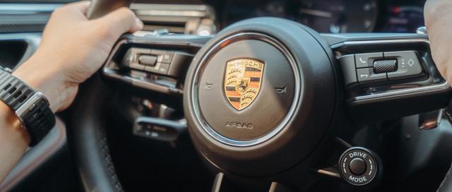 Tôi dành cả ngày hưởng Porsche Macan và đã hiểu vì sao người giàu mua xe không mấy để tâm tới thông số - Ảnh 21.