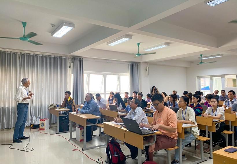 Hội thảo quốc tế về đại số máy tính tại Huế ảnh 3