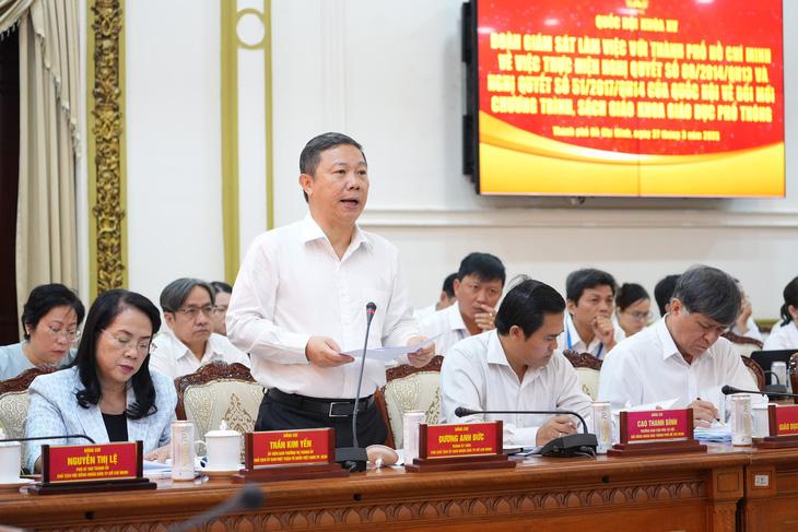 TP.HCM đề xuất chính sách cho giáo viên dạy 2 buổi/ngày - Ảnh 1. TP.HCM đề xuất chính sách cho giáo viên dạy 2 buổi/ngày - Ảnh 1.