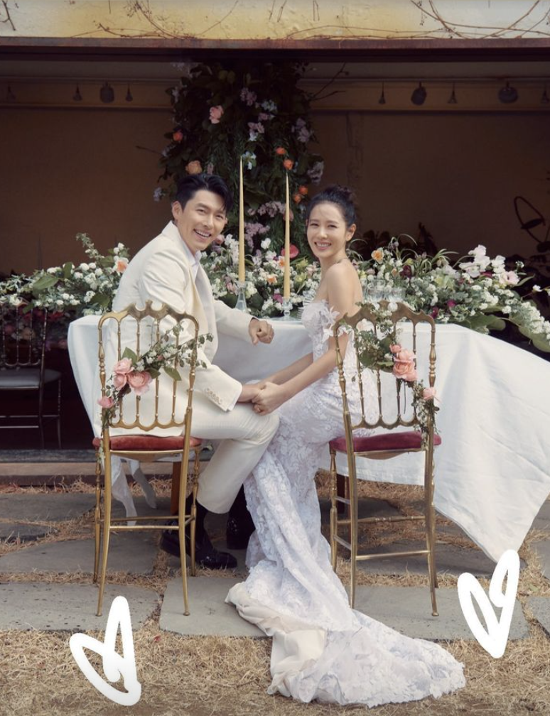 Hyun Bin - Son Ye Jin khoe hình kỷ niệm 1 năm ngày cưới, nhan sắc "mẹ 1 con" của nữ diễn viên gây sốt - Ảnh 2. Hyun Bin - Son Ye Jin khoe hình kỷ niệm 1 năm ngày cưới, nhan sắc "mẹ 1 con" của nữ diễn viên gây sốt - Ảnh 2.
