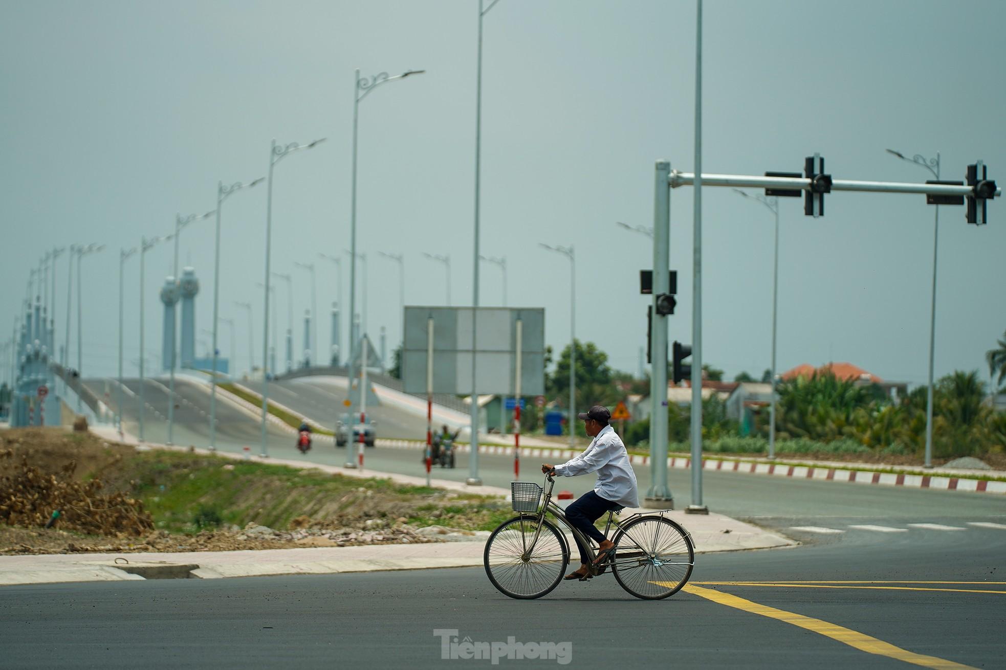 Diện mạo mới đường vành đai TP Tân An - Ảnh 16.