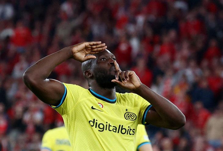 Lukaku ghi bàn thắng quyết định mang về chiến thắng 2-0 cho Inter Milan - Ảnh: REUTERS