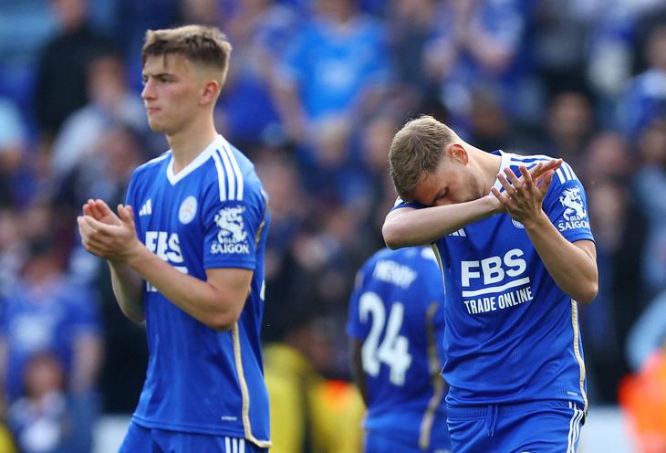 Leicester City xuống hạng 7 năm sau khi vô địch Premier League - Ảnh 8. Leicester City xuống hạng 7 năm sau khi vô địch Premier League - Ảnh 8.