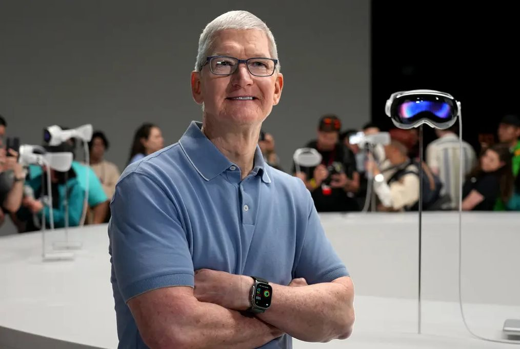 Apple và cơn bĩ cực sau 16 năm: Từ dòng người háo hức mua iPhone đến màn ra mắt thảm hại của kính thực tế ảo - Ảnh 1. Apple và cơn bĩ cực sau 16 năm: Từ dòng người háo hức mua iPhone đến màn ra mắt thảm hại của kính thực tế ảo - Ảnh 1.