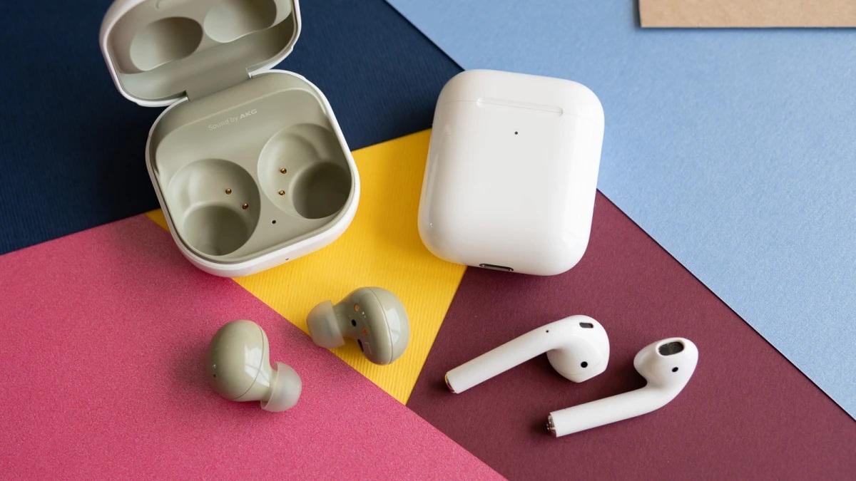 Chỉ hơn 1 triệu đồng là có ngay mẫu tai nghe danh tiếng của Samsung: So về chất âm lẫn tính năng, AirPods phải "thua một bậc" - Ảnh 1. Chỉ hơn 1 triệu đồng là có ngay mẫu tai nghe danh tiếng của Samsung: So về chất âm lẫn tính năng, AirPods phải "thua một bậc" - Ảnh 1.