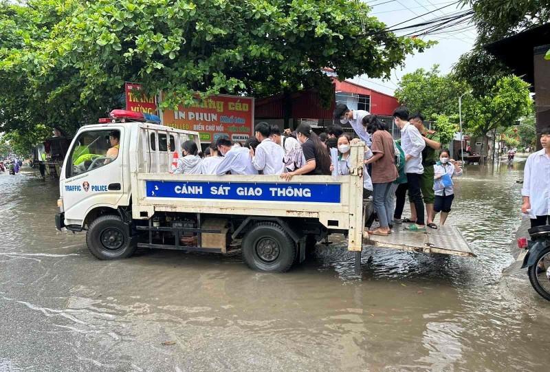 Xã hội đồng hành cho một kỳ thi nhẹ nhàng ảnh 1