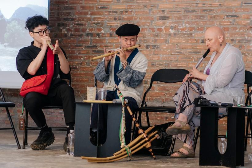 Dùng âm nhạc để thay đổi các quan niệm đã cũ ảnh 1