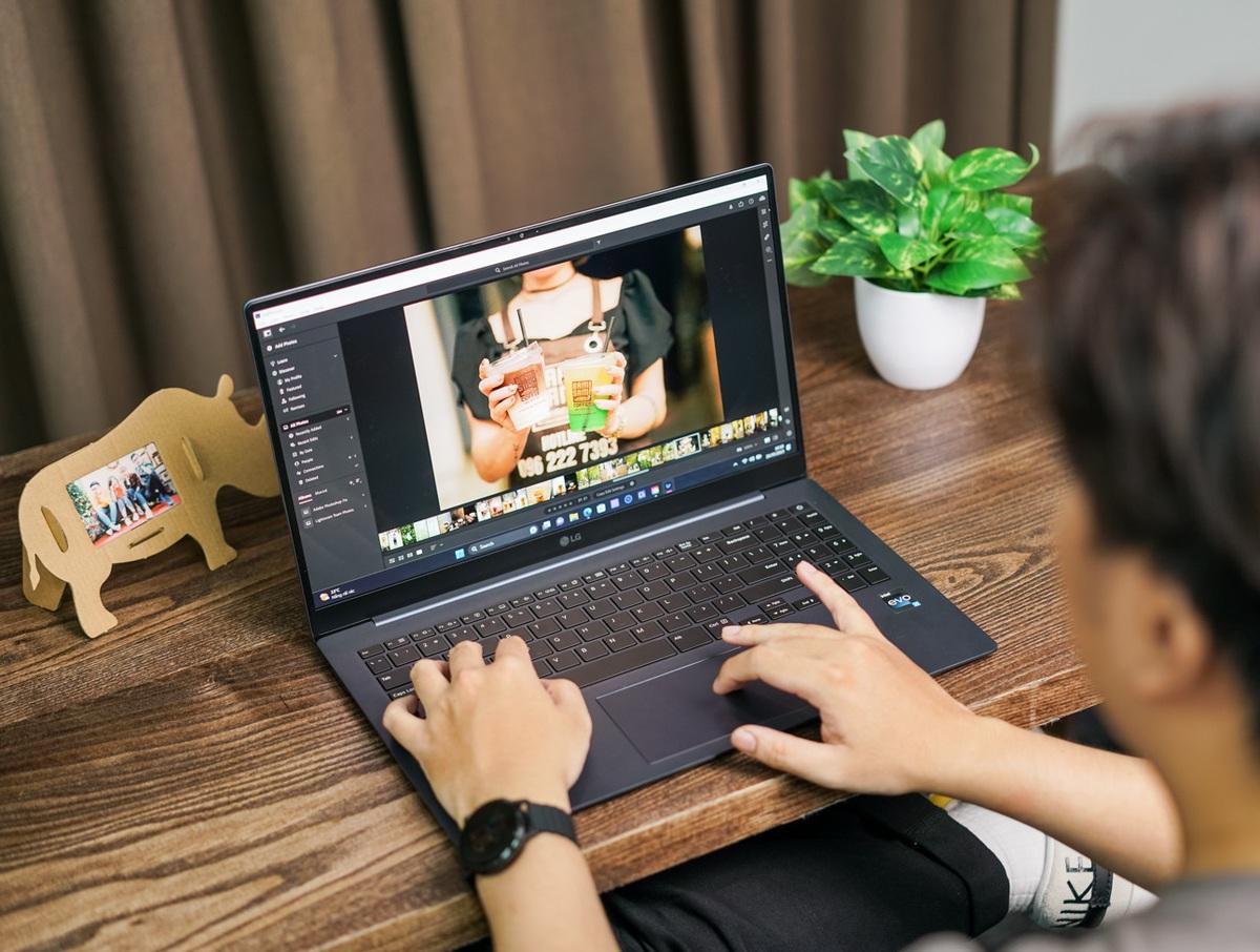 LG Gram - Nhẹ nhàng để xử lý công việc gọn gàng - Ảnh 4.