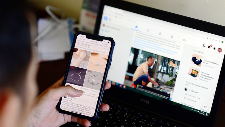 Nhiều đơn vị cho rằng đang bị Facebook "ép khéo" phải chi nhiều tiền hơn cho quảng cáo, người dùng phải xem quảng cáo nhiều hơn - Ảnh: QUANG ĐỊNH