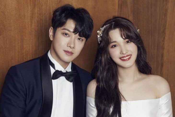 Yulhee và Minhwan thời còn mặn nồng - Ảnh: SOOMPI