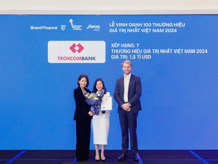 Bà Nguyễn Thị Lộc - Giám đốc điều hành Techcombank miền Nam tại buổi lễ