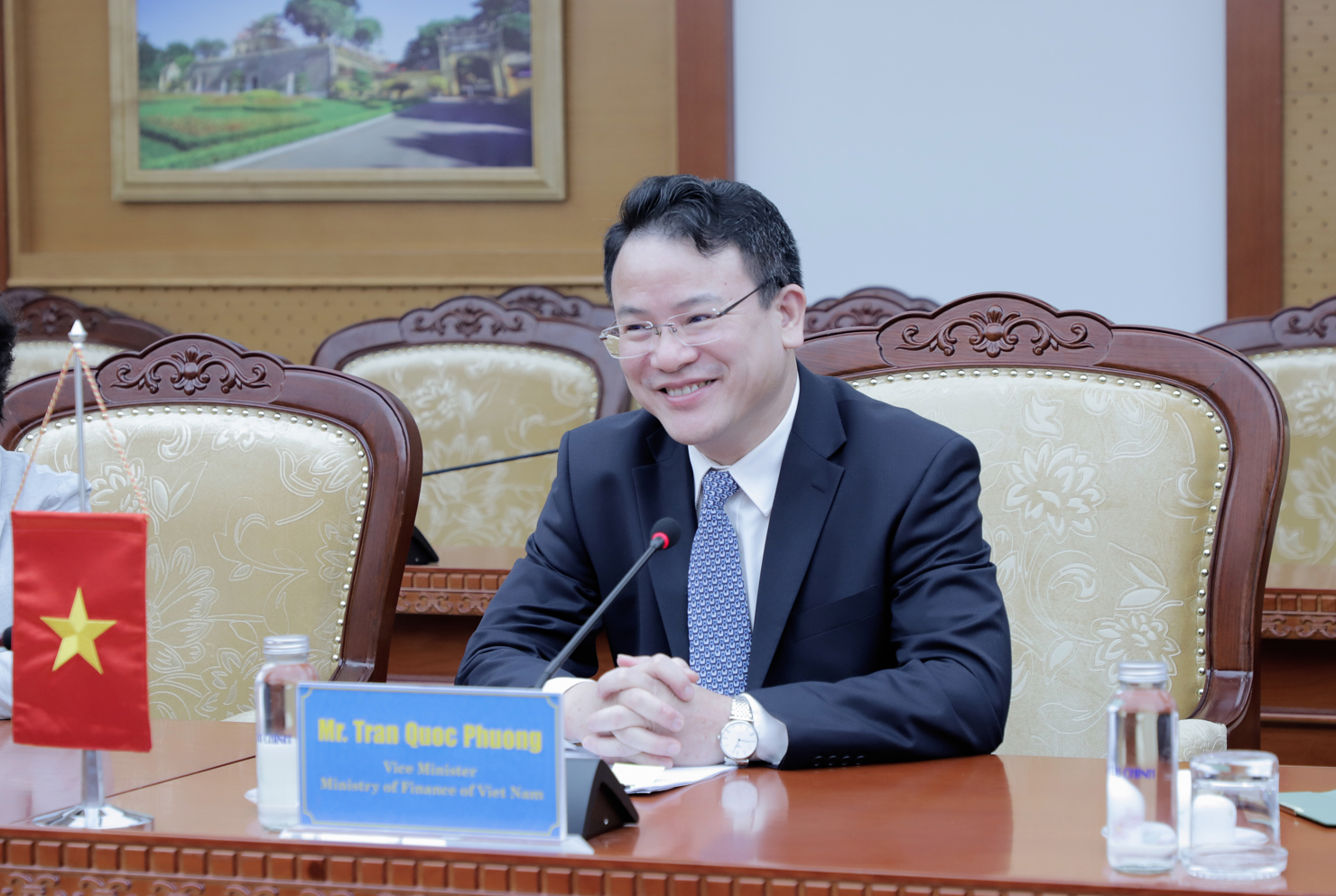 Thứ trưởng Bộ Tài chính Trần Quốc Phương phát biểu tại cuộc làm việc.