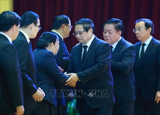 thu-tuong-pham-minh-chinh-vieng-nguyen-chu-tich-dang-nhan-dan-cach-mang-lao-6.jpg