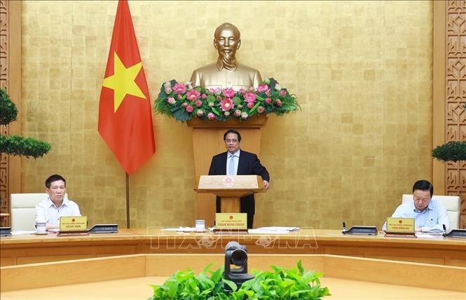 Thủ tướng Phạm Minh Chính chủ trì Phiên họp Chính phủ chuyên đề về xây dựng pháp luật tháng 4. (Ảnh: Dương Giang/TTXVN)