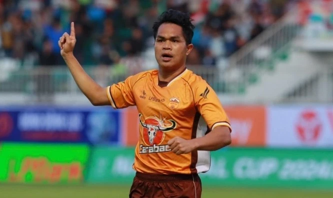 Dụng Quang Nho góp công giúp Hoàng Anh Gia Lai đánh bại Viettel ở vòng 22.