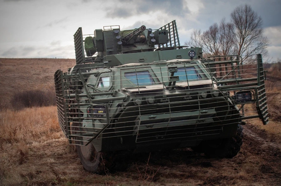 EU tịch thu thêm 900 triệu euro tài sản bị đóng băng để mua vũ khí