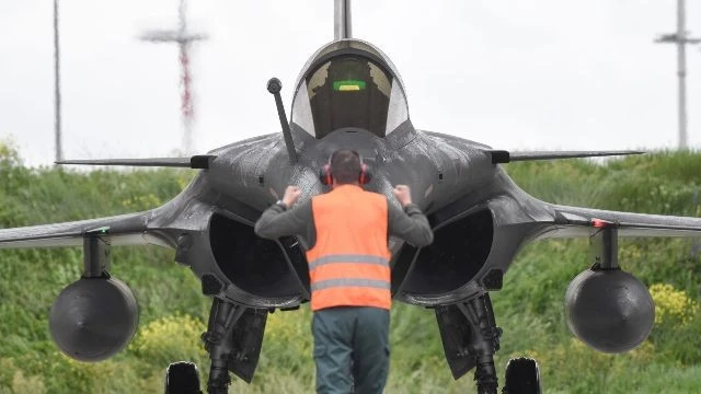 Chiến đấu cơ Rafale của Pháp.